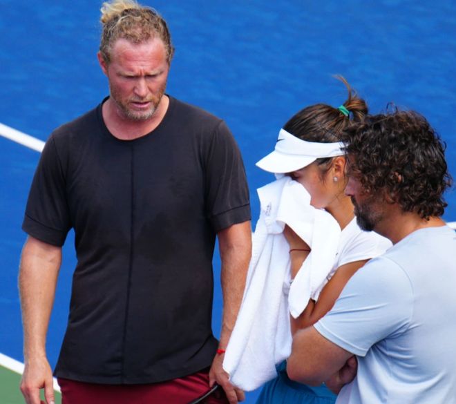 的表现并不 的表现并不